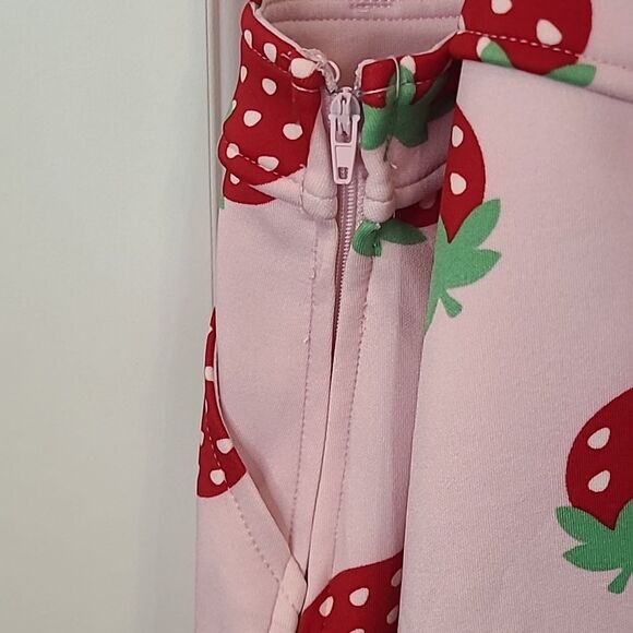 Hot Topic Pink Red Green Novelty Strawberry Print Overalls Shortalls Size M - Picture 7 of 14